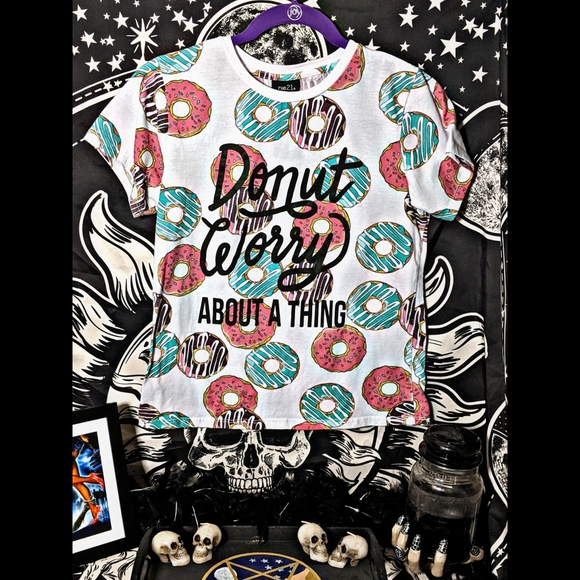 Rue21 Short Sleeve Graphic T-shirt Juniors Medium - Picture 1 of 3